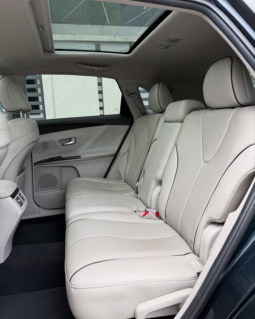 Toyota Venza - Details