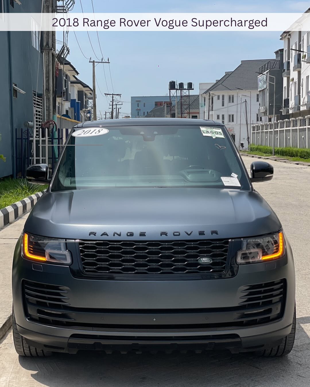 Range Rover Vogue - Front