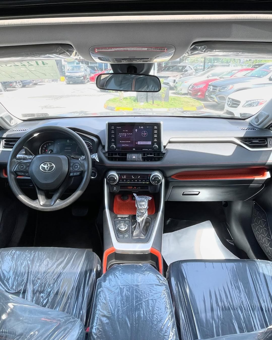 Toyota RAV4 Adventure - Rear