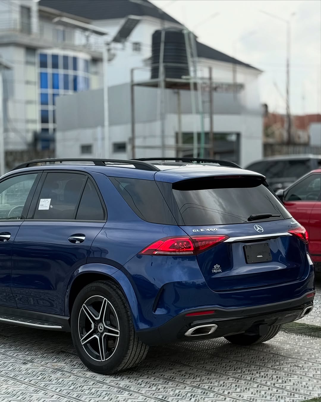 Mercedes GLE - Profile