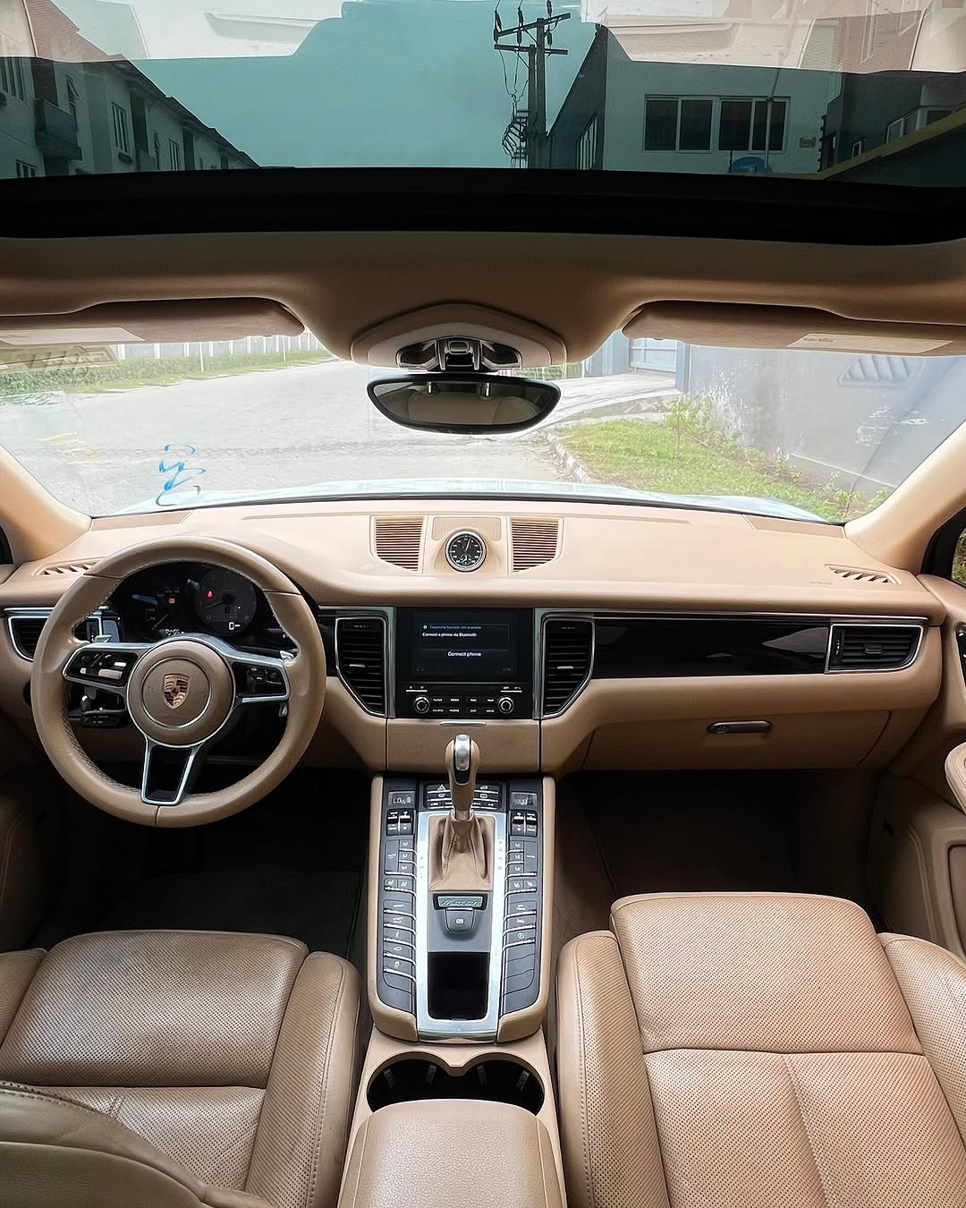 Porsche Macan - Rear