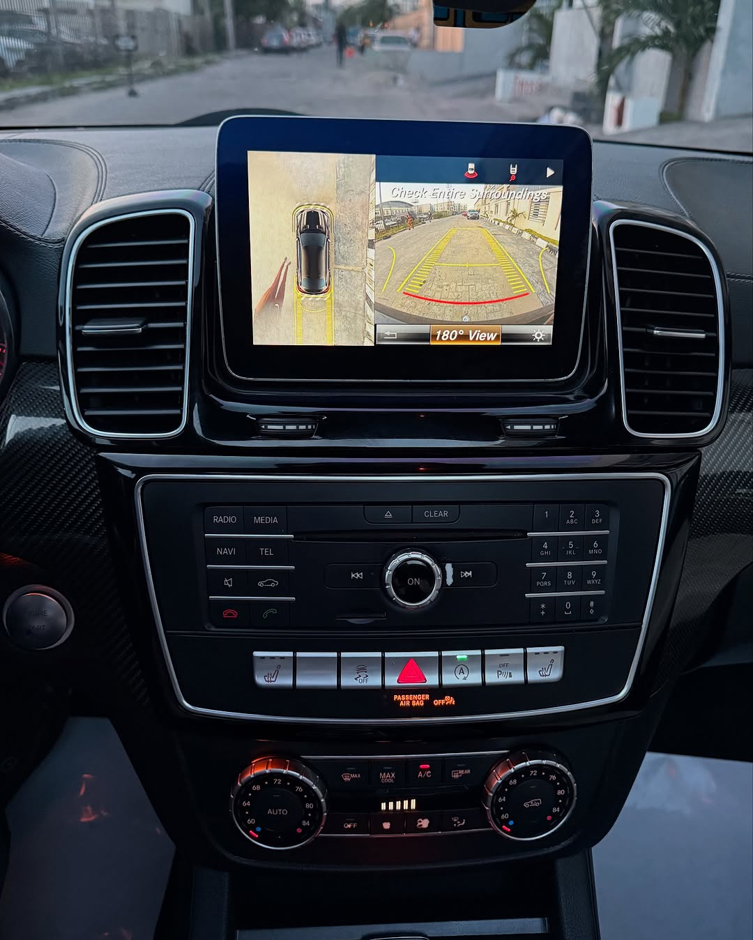 Mercedes GLE - Interior