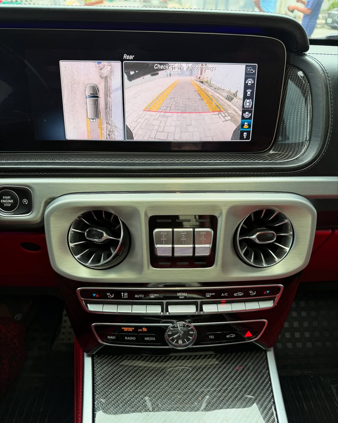 Mercedes G63 - Interior