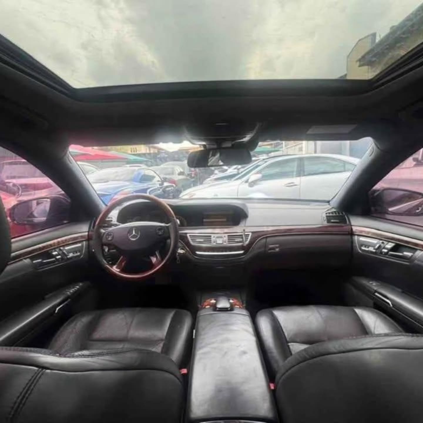 Mercedes-Benz G-Class - Rear