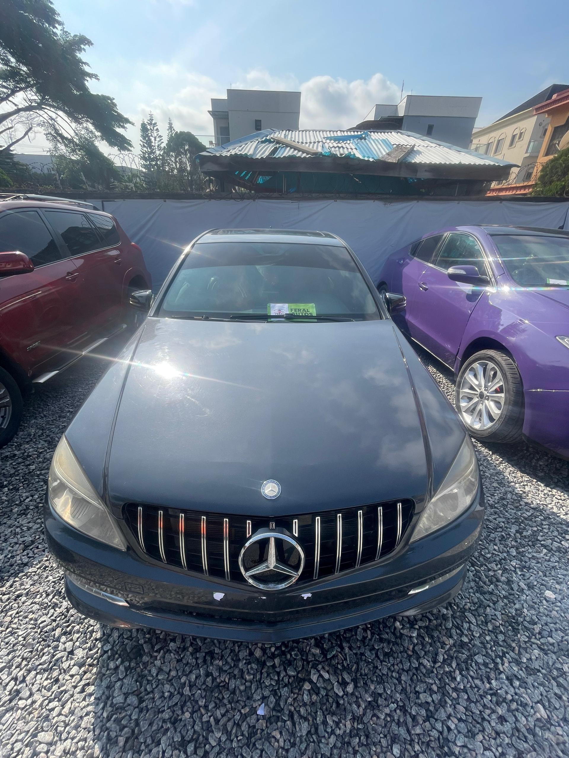 Mercedes C300 - Front