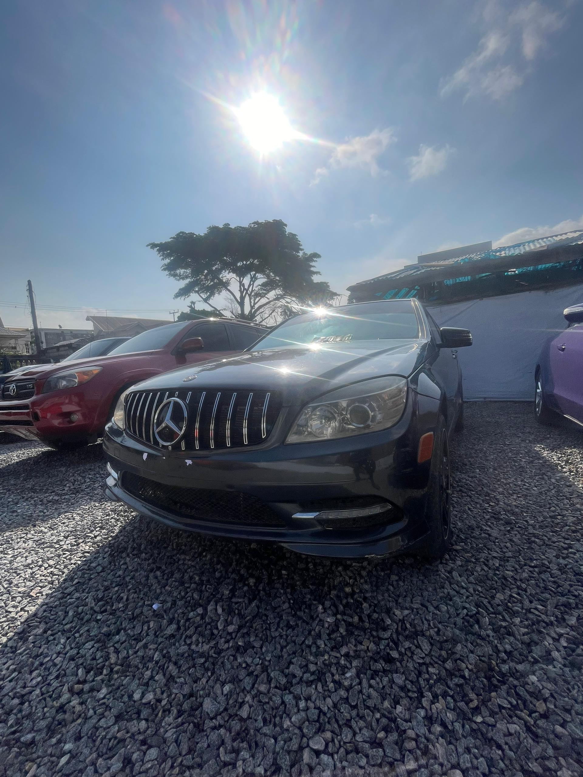 Mercedes C300 - Interior