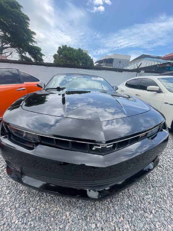 Chevrolet Camaro - Side