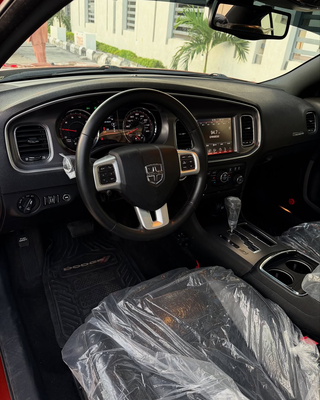 Dodge Charger SRT - Dashboard