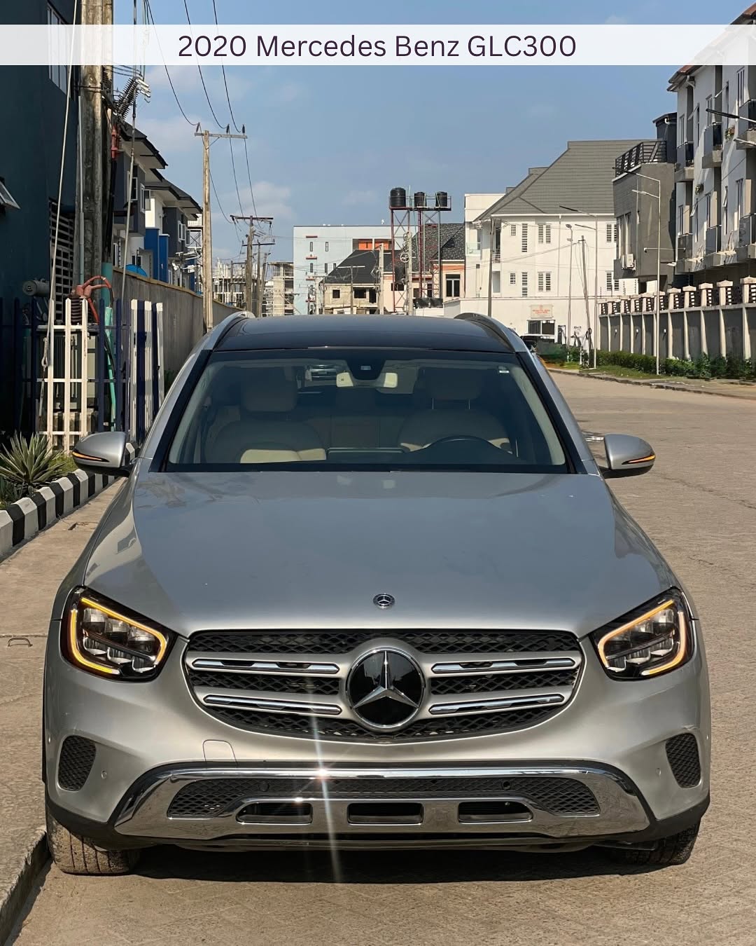 Mercedes GLC300 - Front