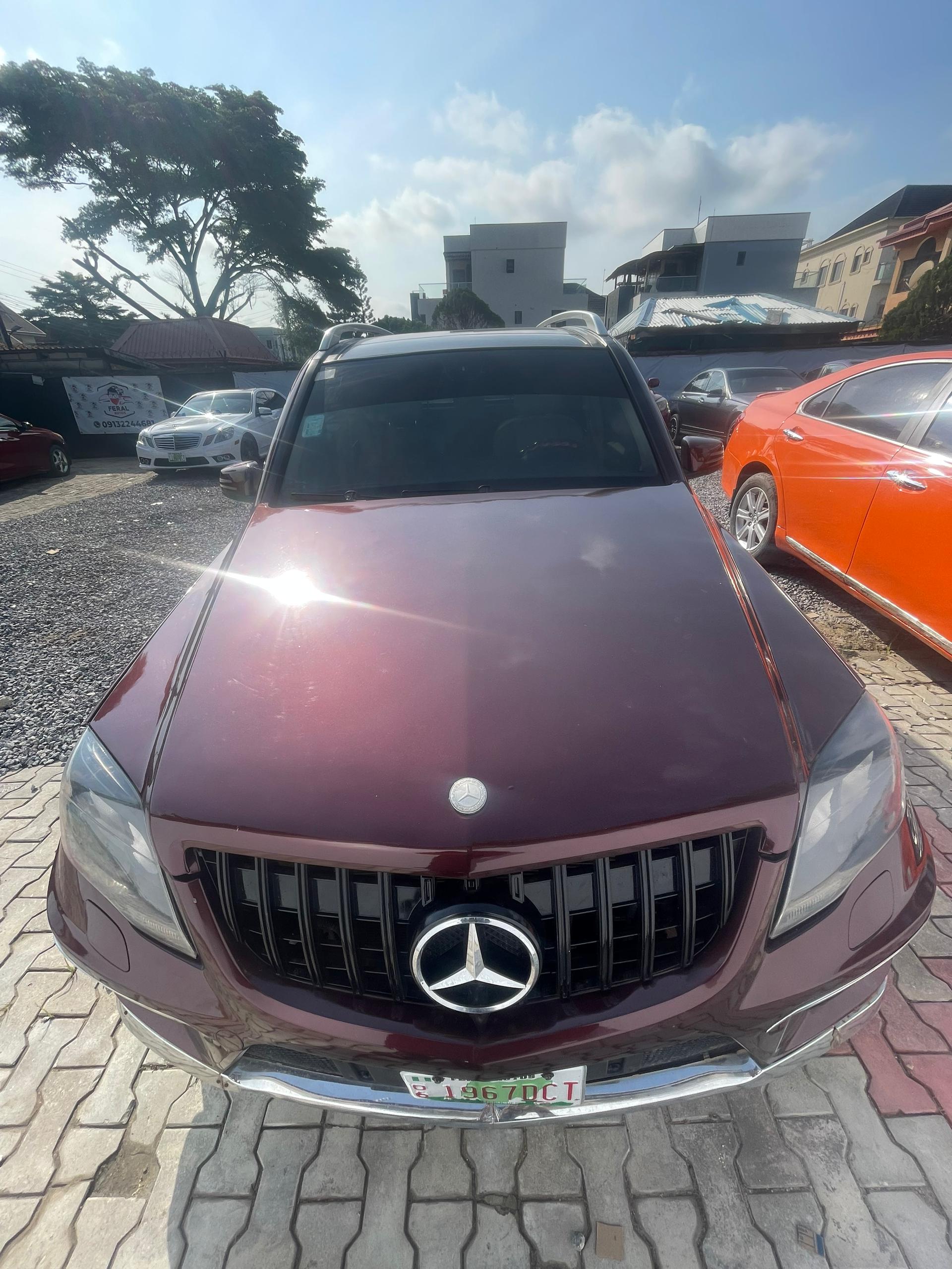 Mercedes Benz GLK - Front