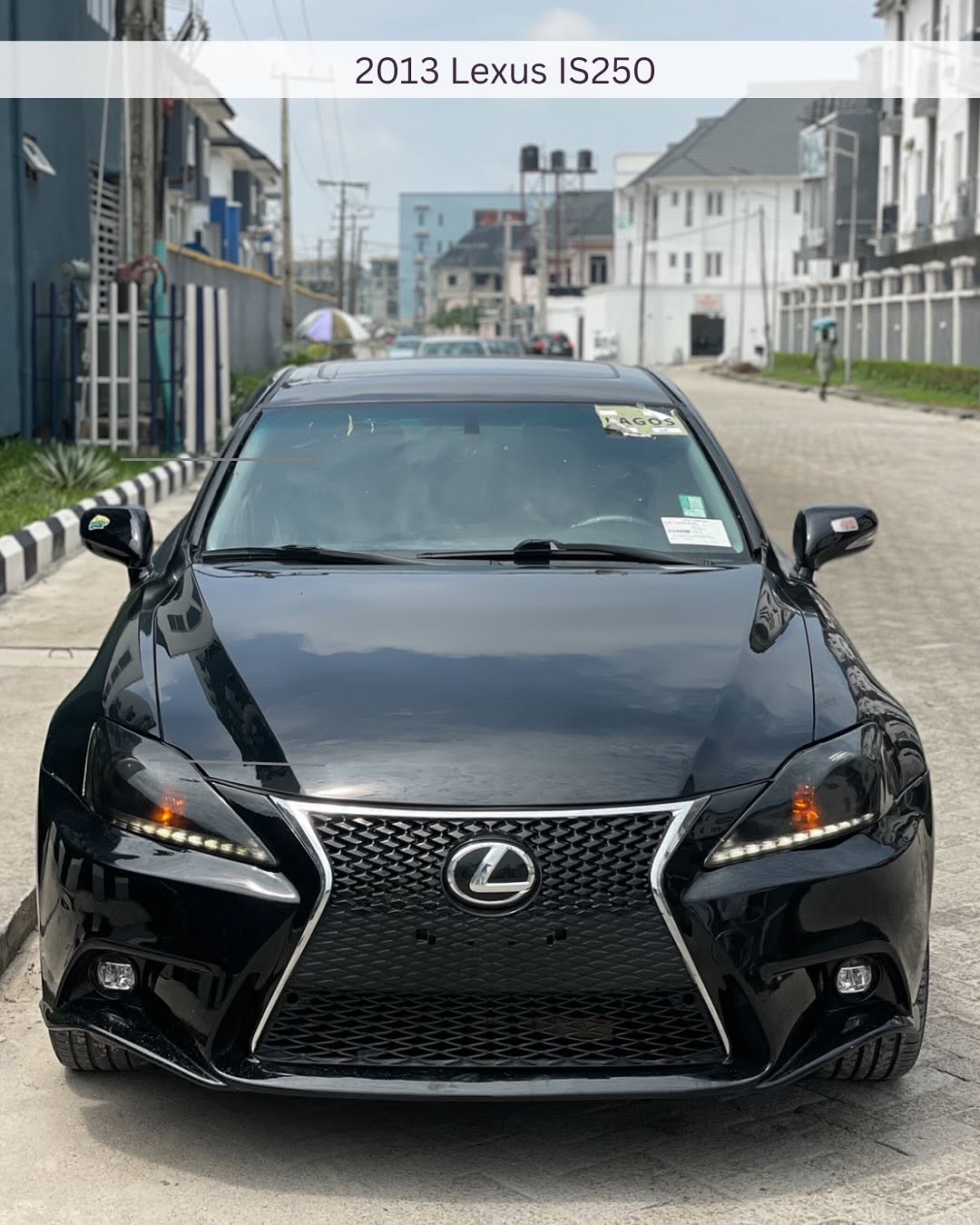 Lexus IS250 - Front