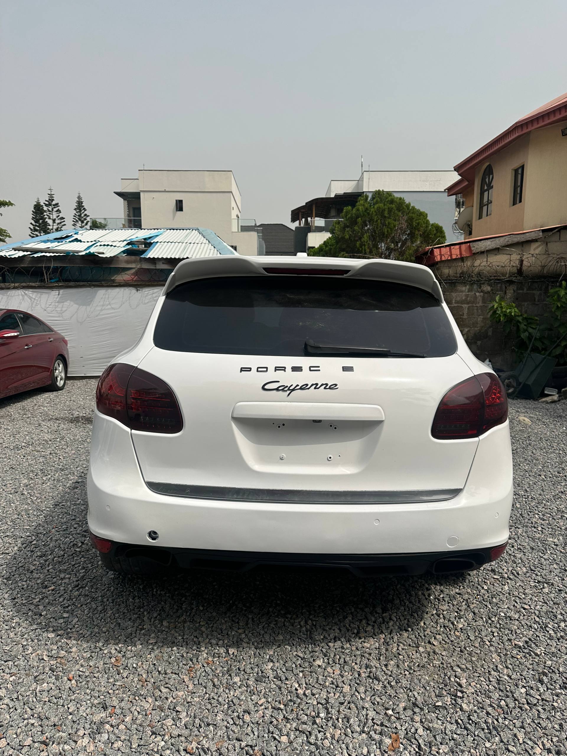Porsche Cayenne - Interior