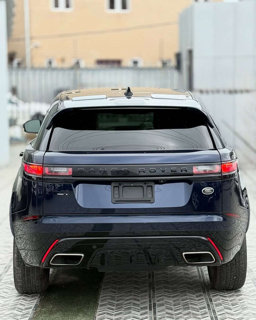 Range Rover Velar - Profile
