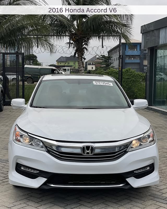 Honda Accord 2016 - Front